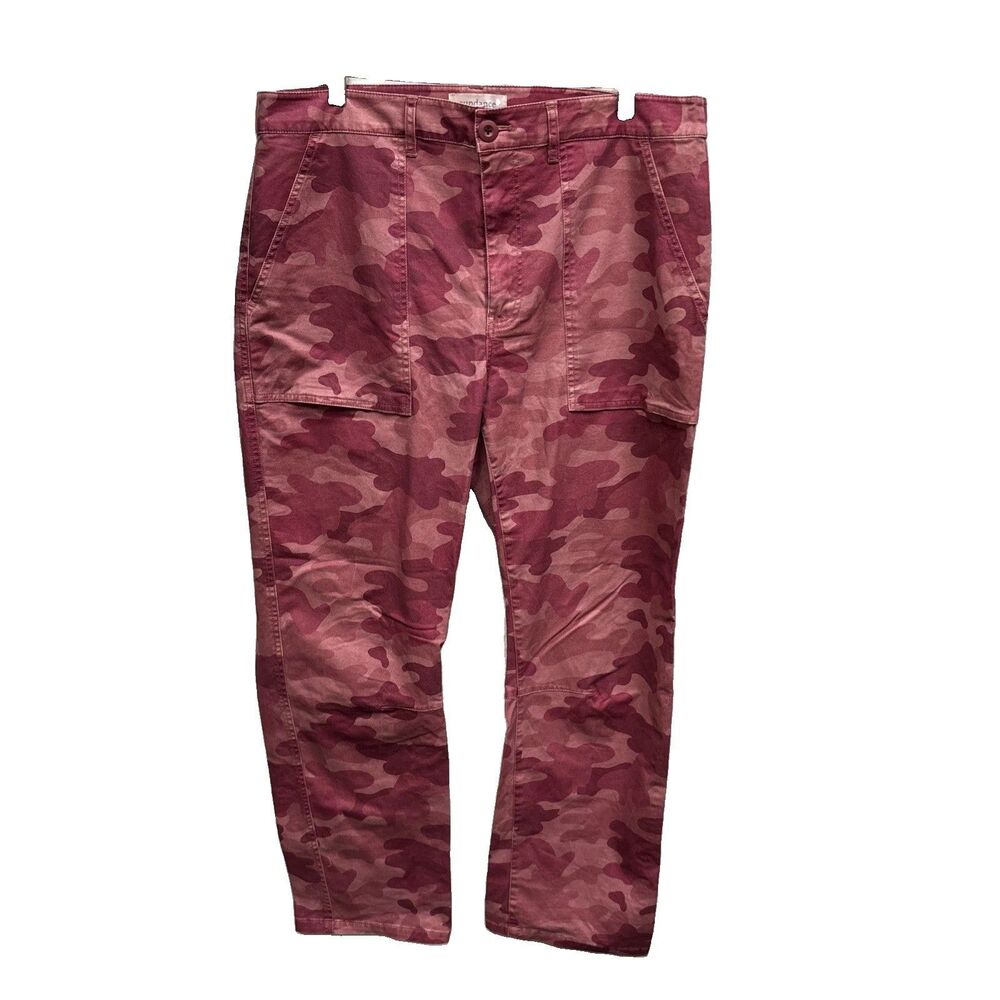 Sundance Jeans Women 12 Pink Camo Chambray Straight Leg Cargo Pockets Stretch